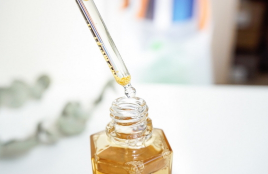 嬌蘭黃金復(fù)原蜜新舊版區(qū)別 嬌蘭黃金復(fù)原蜜新舊版對(duì)比 嬌蘭黃金復(fù)原蜜新舊版區(qū)別 嬌蘭黃金復(fù)原蜜新舊版對(duì)比