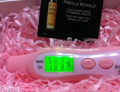 嬌蘭黃金復(fù)原蜜和雅詩蘭黛小棕瓶哪個好？