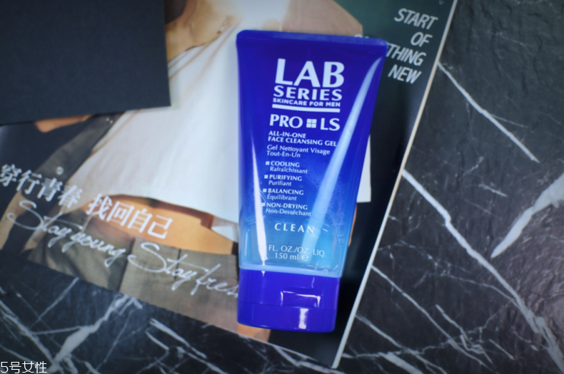 朗仕藍(lán)buff禮盒有什么 朗仕藍(lán)buff能量系列好用嗎 朗仕藍(lán)buff禮盒有什么 朗仕藍(lán)buff能量系列好用嗎