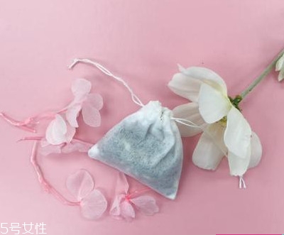 薰衣草驅蚊香包的配方及做法