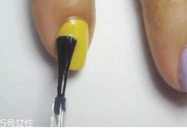 白糖美甲怎么做 糖果色小清新美甲教程 白糖美甲怎么做 糖果色小清新美甲教程