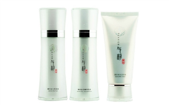 百雀羚的護(hù)膚品怎么樣 百雀羚哪個(gè)系列補(bǔ)水保濕最好 百雀羚的護(hù)膚品怎么樣 百雀羚哪個(gè)系列補(bǔ)水保濕最好