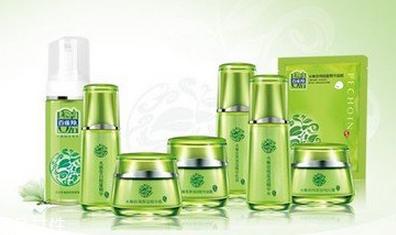 百雀羚水嫩倍現(xiàn)系列適合什么膚質(zhì) 怎么用百雀羚更補(bǔ)水 百雀羚水嫩倍現(xiàn)系列適合什么膚質(zhì) 怎么用百雀羚更補(bǔ)水