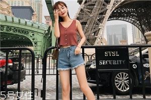 短褲怎么穿好看？短褲搭配技巧