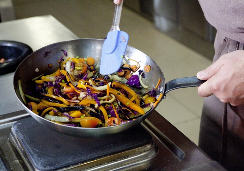 做完飯后腰酸背痛怎么回事 做完飯后腰酸背痛怎么回事