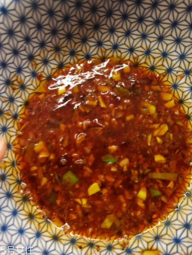 自制涼皮的簡單做法 超詳細(xì)自制涼皮方法 自制涼皮的簡單做法 超詳細(xì)自制涼皮方法