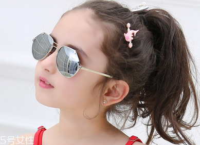 怎樣選購兒童太陽鏡 兒童太陽鏡哪款好 怎樣選購兒童太陽鏡 兒童太陽鏡哪款好