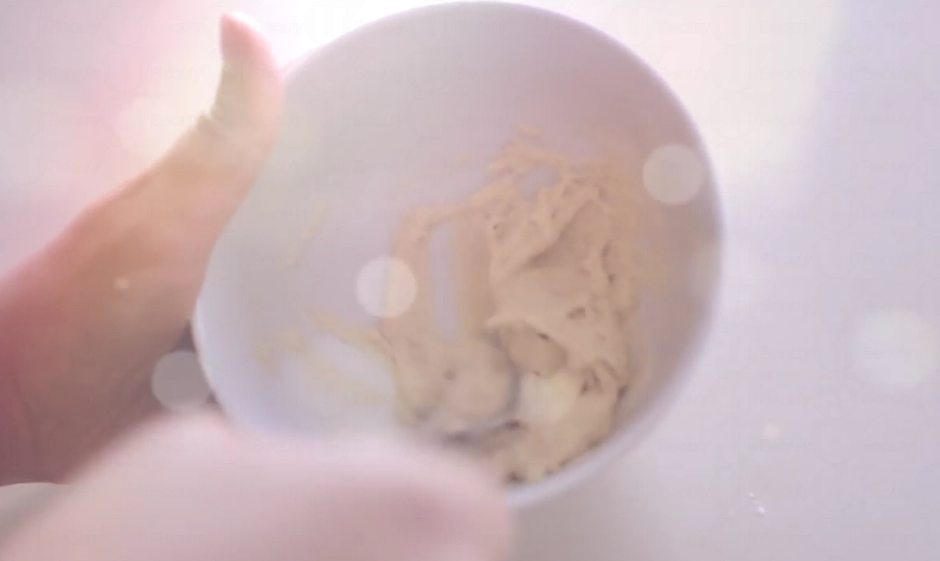 女生嘴上長(zhǎng)小胡子怎么去掉 4種天然去除法 女生嘴上長(zhǎng)小胡子怎么去掉 4種天然去除法