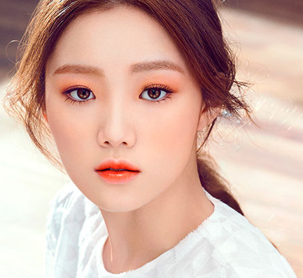 2022年眼影顏色流行趨勢 韓國女生超愛用的熱門眼影色 2022年眼影顏色流行趨勢 韓國女生超愛用的熱門眼影色