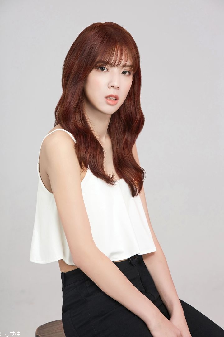 2022什么顏色的頭發(fā)顯得皮膚白 6款發(fā)色讓你白一個色階 2022什么顏色的頭發(fā)顯得皮膚白 6款發(fā)色讓你白一個色階