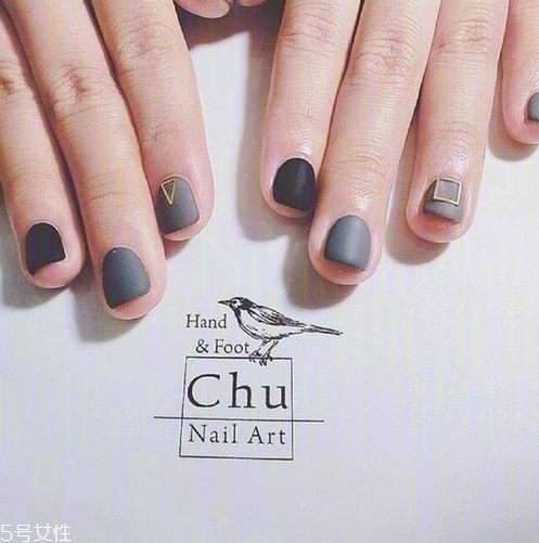 夏天美甲什么顏色顯手白 美甲圖片2022新款式夏款 夏天美甲什么顏色顯手白 美甲圖片2022新款式夏款