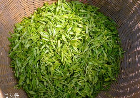 西湖龍井什么味道 西湖龍井是什么茶 西湖龍井什么味道 西湖龍井是什么茶