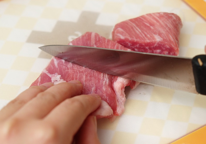 南方粽子的做法和材料 南方粽子怎么包圖解 南方粽子的做法和材料 南方粽子怎么包圖解