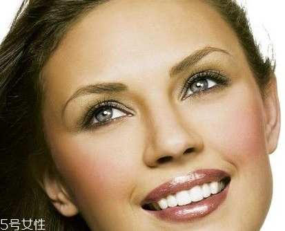 ysl哪個(gè)色號適合媽媽 圣羅蘭口紅哪個(gè)色號適合媽媽 ysl哪個(gè)色號適合媽媽 圣羅蘭口紅哪個(gè)色號適合媽媽