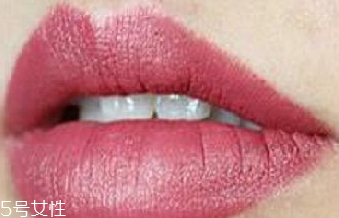 露華濃口紅哪個(gè)顏色最火 露華濃口紅最火色號(hào)推薦 露華濃口紅哪個(gè)顏色最火 露華濃口紅最火色號(hào)推薦