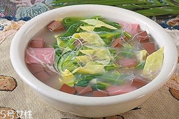 雞血能給禽流感病人吃嗎？禽流感期間能吃雞血嗎