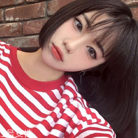 女生自然卷染什么發(fā)色好看 自然卷發(fā)色如何選擇 女生自然卷染什么發(fā)色好看 自然卷發(fā)色如何選擇