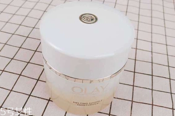 olay氣泡霜適合年齡 olay氣泡霜涂抹技巧 olay氣泡霜適合年齡 olay氣泡霜涂抹技巧