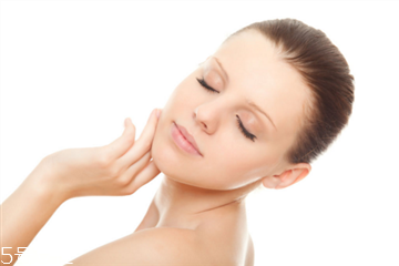 雞皮膚是怎么形成的 雞皮膚怎么根除 雞皮膚是怎么形成的 雞皮膚怎么根除