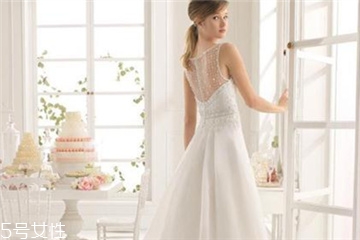 婚紗一定要穿白色的嗎？婚紗可以不穿白色嗎？