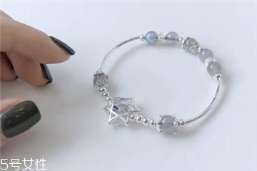 月光石有什么寓意？月光石的寓意是什么？