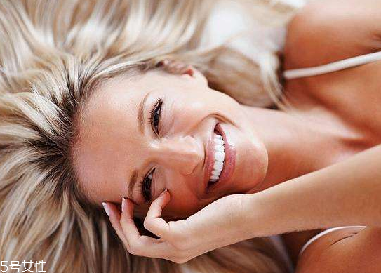 化妝水如何濕敷？怎么用化妝水濕敷？