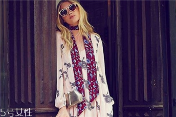 旅游穿什么裙子好看？旅游穿搭圖片