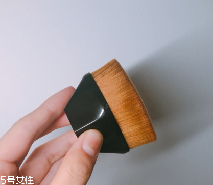 植村秀55號(hào)粉底刷平價(jià)替代版有哪些 植村秀粉底刷平價(jià)版 植村秀55號(hào)粉底刷平價(jià)替代版有哪些 植村秀粉底刷平價(jià)版