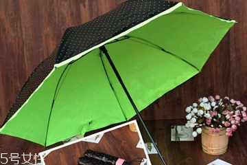 遮陽傘黑膠好還是彩膠好 遮陽傘哪種涂層防曬最強(qiáng) 遮陽傘黑膠好還是彩膠好 遮陽傘哪種涂層防曬最強(qiáng)