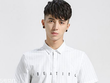 2022夏天男發(fā)型 男生夏季清爽發(fā)型 2022夏天男發(fā)型 男生夏季清爽發(fā)型