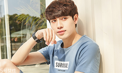 2022夏天男發(fā)型 男生夏季清爽發(fā)型 2022夏天男發(fā)型 男生夏季清爽發(fā)型