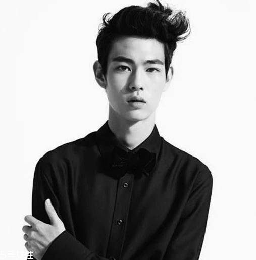 2022年最流行的劉海發(fā)型男生 2022新款男生劉海發(fā)型 2022年最流行的劉海發(fā)型男生 2022新款男生劉海發(fā)型