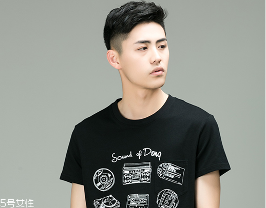 2022年最流行的劉海發(fā)型男生 2022新款男生劉海發(fā)型 2022年最流行的劉海發(fā)型男生 2022新款男生劉海發(fā)型