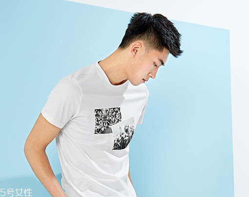 2022年最流行的劉海發(fā)型男生 2022新款男生劉海發(fā)型 2022年最流行的劉海發(fā)型男生 2022新款男生劉海發(fā)型