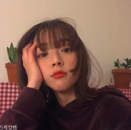 今年流行什么劉海2022 2022女生劉海發(fā)型圖片 今年流行什么劉海2022 2022女生劉海發(fā)型圖片