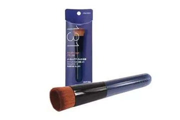 資生堂131粉底刷和espoir粉底刷哪個好 資生堂131粉底刷和espoir粉底刷哪個好