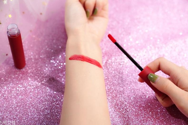 3ce唇釉什么味道？3ce唇釉味道好聞嗎？