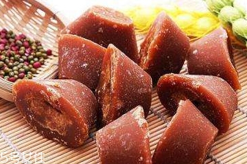 紅糖面膜可以去黑頭嗎？紅糖面膜加什么去黑頭？