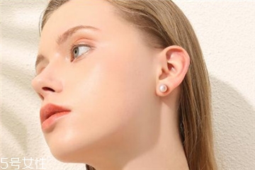 2022年流行什么款式的耳環(huán)？2022耳環(huán)流行趨勢(shì)