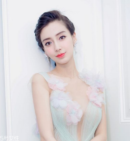 染發(fā)可以只染發(fā)尾嗎？染發(fā)怎么染發(fā)尾？