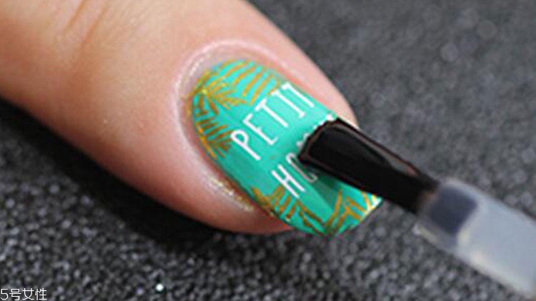 法式印花美甲怎么做不暈染 4個(gè)技巧了解下 法式印花美甲怎么做不暈染 4個(gè)技巧了解下