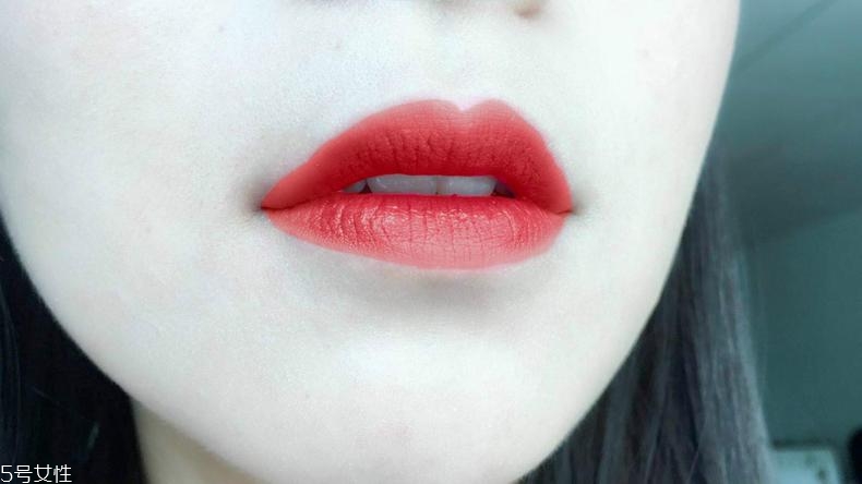 妙巴黎和露華濃唇釉哪個好 露華濃性價比更高 妙巴黎和露華濃唇釉哪個好 露華濃性價比更高