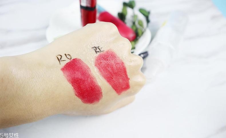 妙巴黎和露華濃唇釉哪個好 露華濃性價比更高 妙巴黎和露華濃唇釉哪個好 露華濃性價比更高