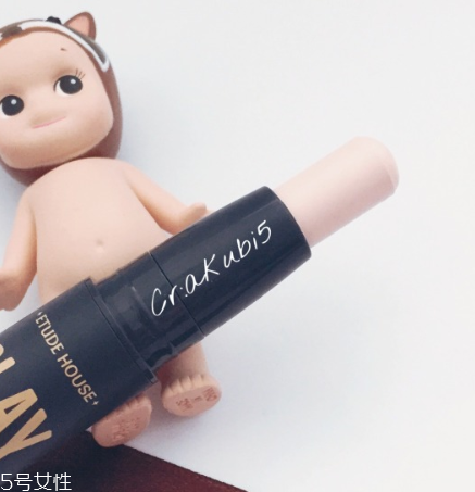 高光棒適合什么膚質(zhì) 不建議油皮使用 高光棒適合什么膚質(zhì) 不建議油皮使用