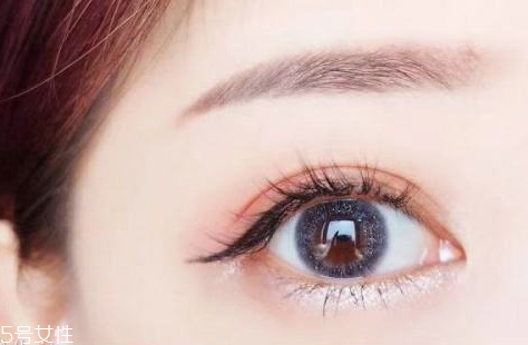 美瞳是日拋好還是年拋好 美瞳日拋和年拋各自的優(yōu)點(diǎn) 美瞳是日拋好還是年拋好 美瞳日拋和年拋各自的優(yōu)點(diǎn)