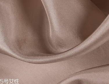 真絲是什么面料 夏季服裝常見面料 真絲是什么面料 夏季服裝常見面料