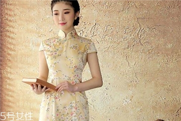 真絲可以用鹽水泡嗎 會導(dǎo)致褪色 真絲可以用鹽水泡嗎 會導(dǎo)致褪色