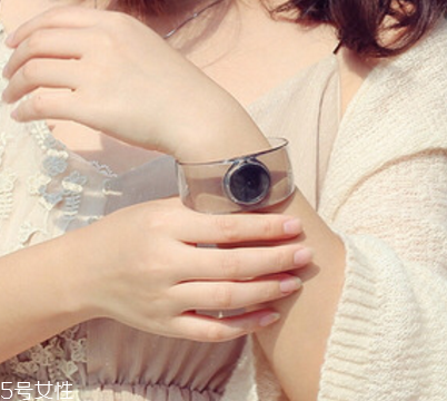 三宅一生手表多少錢 小眾卻富含品味 三宅一生手表多少錢 小眾卻富含品味