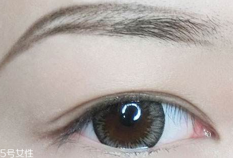 眉筆不防水怎么辦 眉毛雨衣來(lái)救場(chǎng) 眉筆不防水怎么辦 眉毛雨衣來(lái)救場(chǎng)