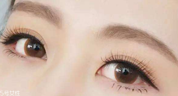 眉筆不防水怎么辦 眉毛雨衣來(lái)救場(chǎng) 眉筆不防水怎么辦 眉毛雨衣來(lái)救場(chǎng)